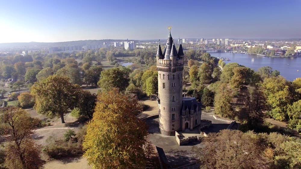 Luftaufnahmen Schloss Babelsberg - Trust ART Filmproduktion berlin